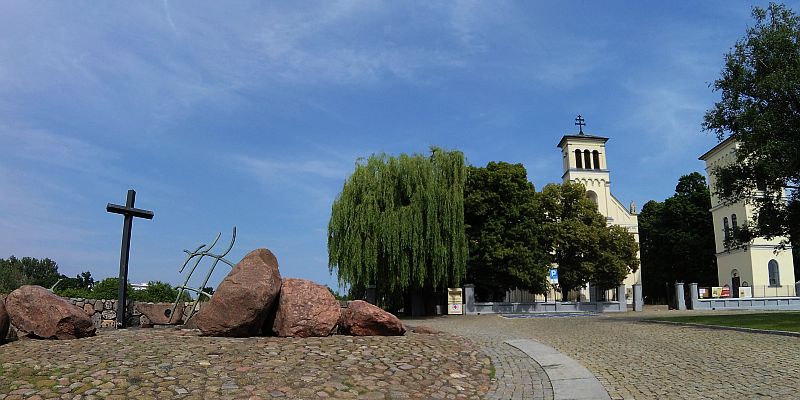 Pomnik Męczenników Terroru Komunistycznego na Ursynowie