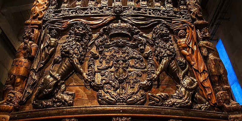 Galeon Vasa - bogate zdobienia na rufie