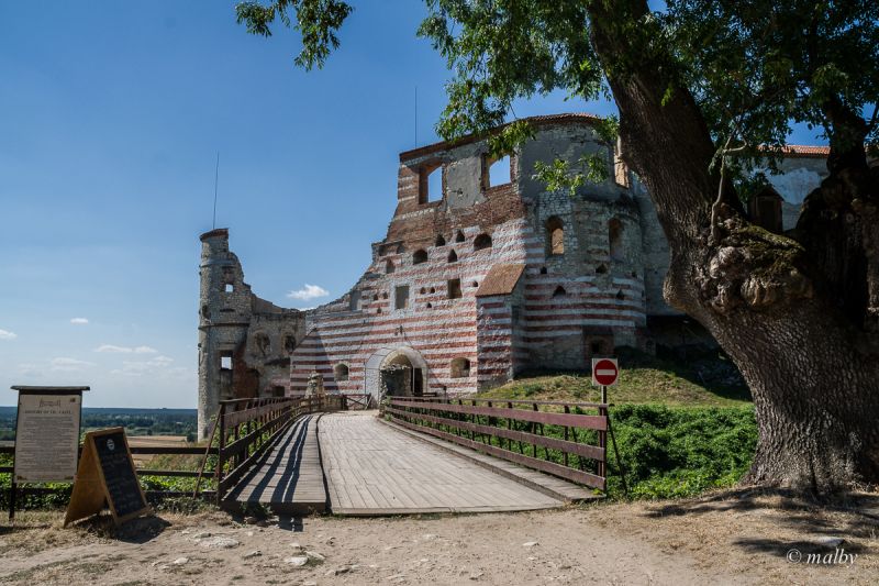 Wejście do zamku