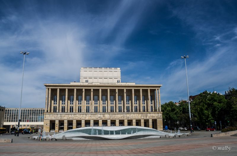 Plac Dąbrowskiego z Teatrem Wielkim