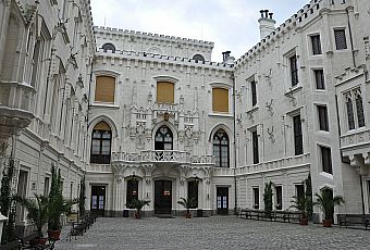 Zamek Hluboká