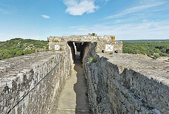 Akwedukt Pont-du-Gard