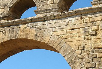 Akwedukt Pont-du-Gard