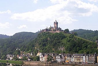 Zamek Reichsburg w Cochem