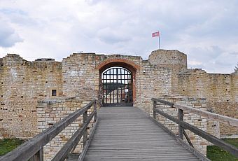 Zamek w Inowłodzu
