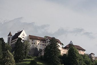Zamek w Lenzburg