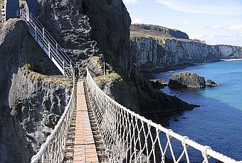 Most linowy Carrick-a-Rede