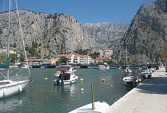 Omis i rzeka Cetina