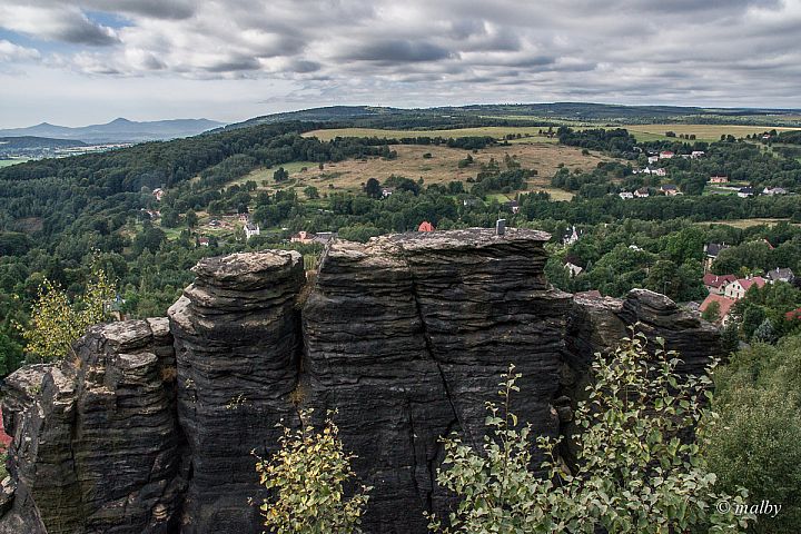 Tiské stěny - Widok na skały i okolicę