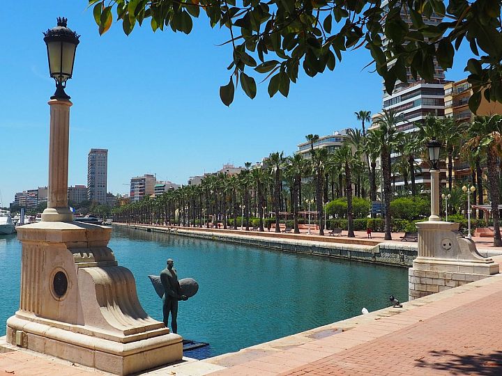 Alicante