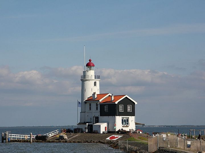 Marken