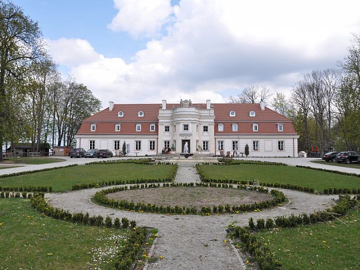 Pałac Rusinów w Rusinowie