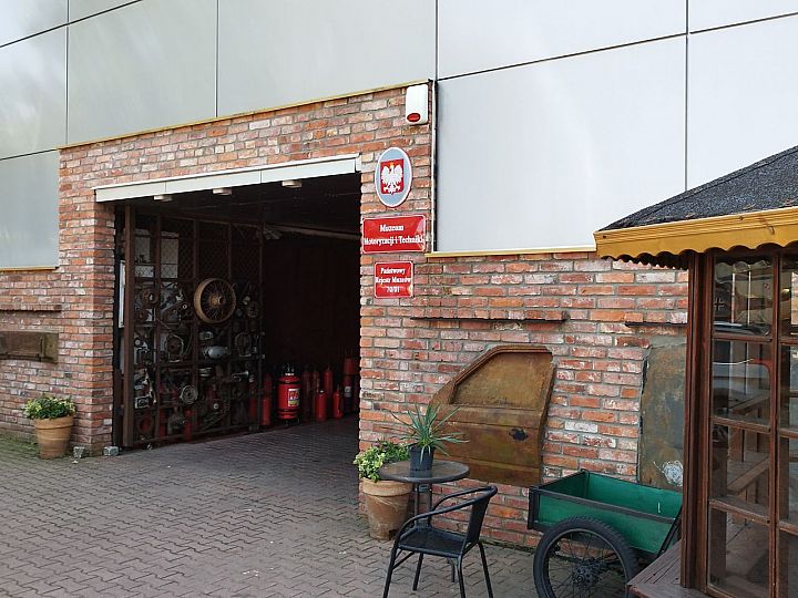 Muzeum Motoryzacji w Otrębusach