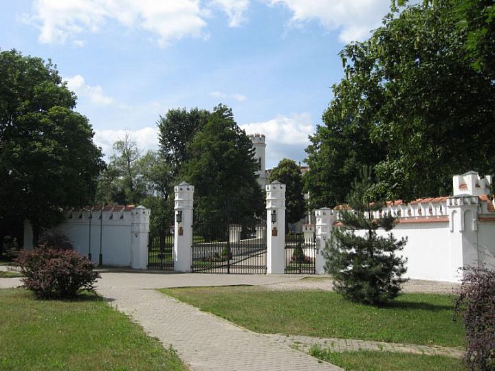 Pałac w Starejwsi