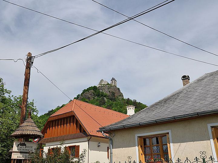 Zamek Füzér