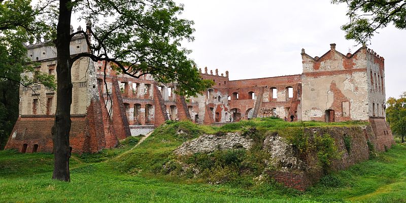 Zamek w Krupem - panorama