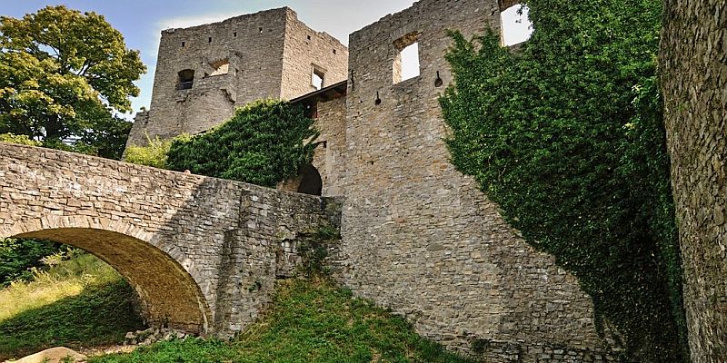 Zamek Hukvaldy - panorama
