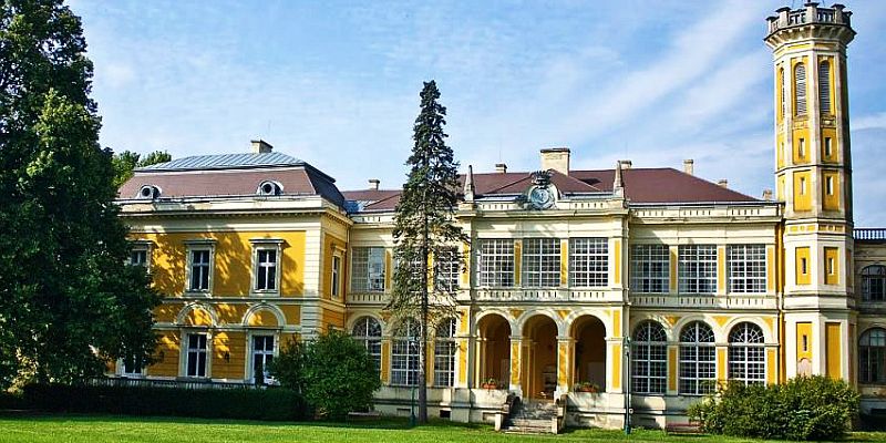 Pałac Károlyich w Füzérradvány
