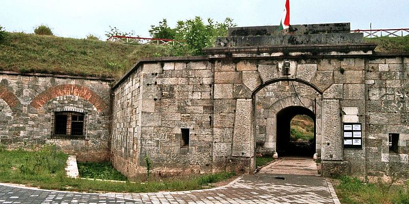 Fortyfikacje w Komárom