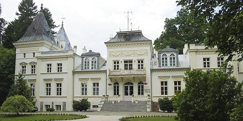 Pałac w Nosowie - panorama