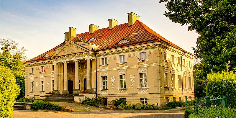 Pałac w Lewkowie - panorama