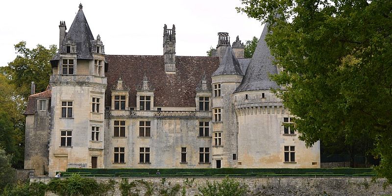 Zamek Puyguilhem