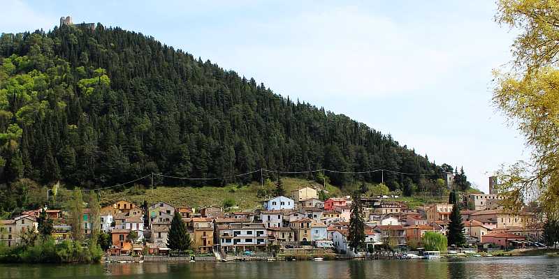 Zamek w Piediluco
