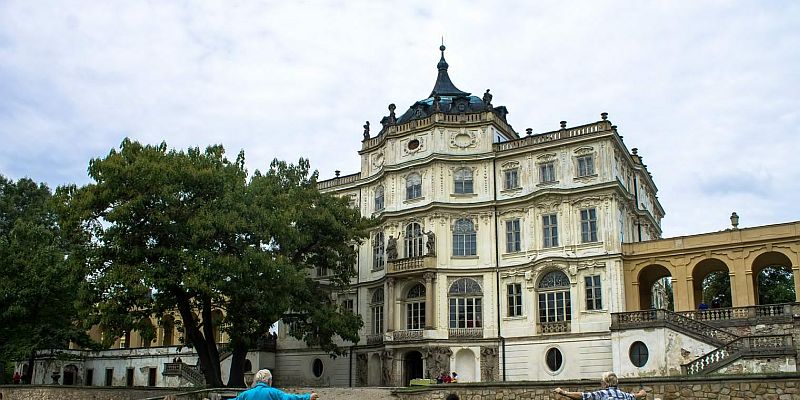 Zamek Ploskovice - panorama