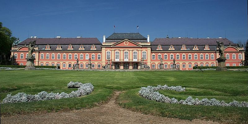 Pałac Dobris
