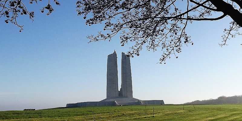 Narodowy Pomnik Pamięci Kanady w Vimy - panorama